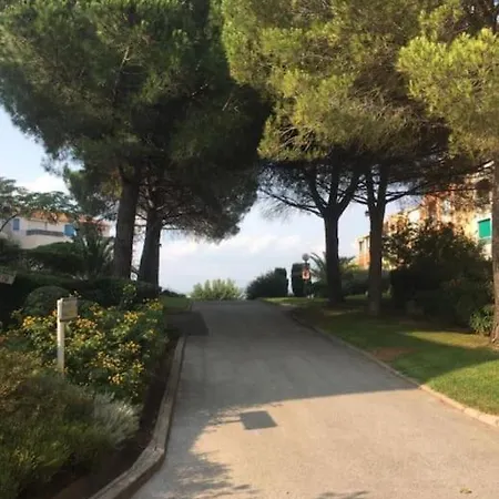 Logement Sur La Cote D'azur Apartament *
